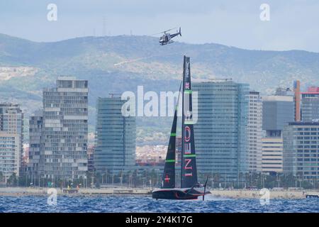 18 septembre 2024 ; Port de Barcelone, Catalogne, Espagne ; Coupe des Amériques 2024, Louis Vuitton Cup demi-finale Yacht Race ; Ineos Britannia Banque D'Images