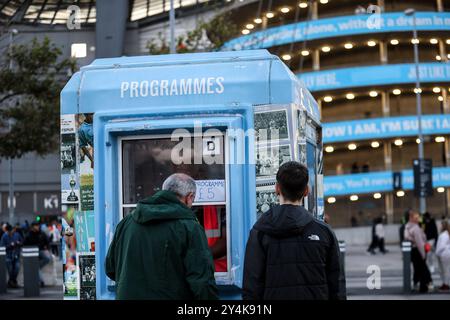 Manchester, Royaume-Uni. 18 septembre 2024. Manchester, Angleterre, 18 septembre 2024 : vue extérieure du stade de la Ligue des Champions de l'UEFA entre Manchester City et l'Inter Milan au stade Etihad de Manchester, Angleterre (Natalie Mincher/SPP) crédit : SPP Sport Press photo. /Alamy Live News Banque D'Images