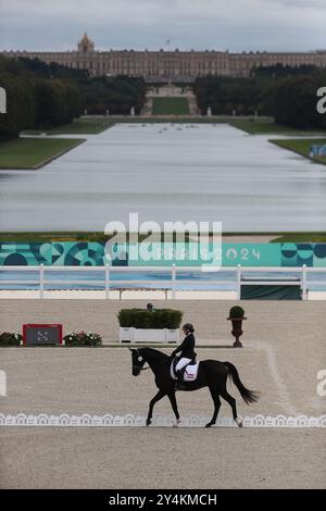 Versailles, France. 3 septembre 2024. L'autrichienne Julia Sciancalepore chevauchant Heinrich IV lors de la compétition de dressage équestre aux Jeux paralympiques de Paris 2024. (Crédit image : © JDG/ZUMA Press Wire) USAGE ÉDITORIAL SEULEMENT! Non destiné à UN USAGE commercial ! Banque D'Images