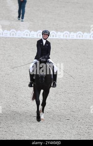 Versailles, France. 3 septembre 2024. L'autrichienne Julia Sciancalepore chevauchant Heinrich IV lors de la compétition de dressage équestre aux Jeux paralympiques de Paris 2024. (Crédit image : © JDG/ZUMA Press Wire) USAGE ÉDITORIAL SEULEMENT! Non destiné à UN USAGE commercial ! Banque D'Images