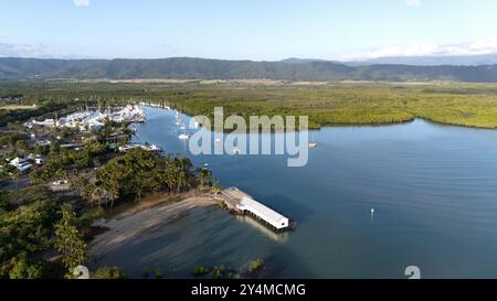 Port Douglas, Queensland, Australie. Dickson Inlet Port Douglas dans le nord du Queensland. Banque D'Images