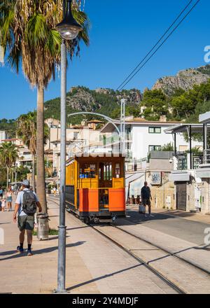 Port de Soller. Majorque. Espagne. 2.10.2023. Tramway populaire à Port de Soller, près de Palma Majorque. Attraction touristique préférée Banque D'Images