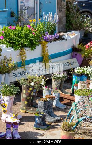 St Monans Welly Boot Garden, bottes Wellington plantées de fleurs. St Monans, Fife, Écosse Banque D'Images