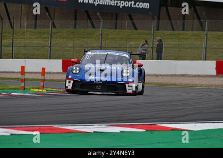 Stephen Jelley, Parker Classic Works, Porsche 911 GT3 Cup, Porsche Carrera Cup Grande-Bretagne 2024, une série d'une seule marque avec tous les pilotes pilotant po Banque D'Images