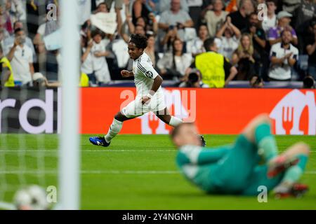 Madrid, Espagne. 17 septembre 2024. Endrick du Real Madrid CF lors du match de l'UEFA Champions League entre le Real Madrid et le VfB Stuttgart a joué au stade Santiago Bernabeu le 17 septembre 2024 à Madrid, en Espagne. (Photo de Juan PEREZ/PRESSINPHOTO) crédit : AGENCE SPORTIVE PRESSINPHOTO/Alamy Live News Banque D'Images