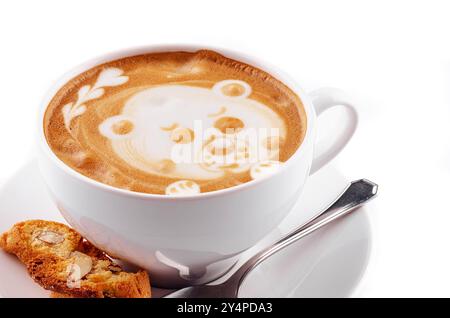 Café cappuccino de tasse blanche avec un motif latte-art en forme d'ours Banque D'Images