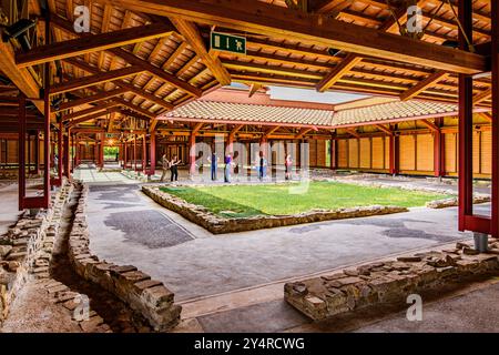 AQUILÉE, ITALIE – 2 JUIN 2024 : Domus de Tito Macro, l'une des plus grandes ruines résidentielles romaines du nord de l'Italie. Cette ancienne maison offre insig Banque D'Images