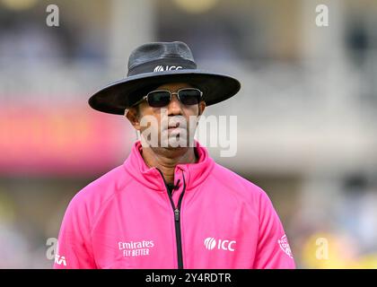 Arbitre lors du premier match international de Metro Bank One Day Angleterre vs Australie à Trent Bridge, Nottingham, Royaume-Uni, 19 septembre 2024 (photo de Mark Dunn/News images) Banque D'Images