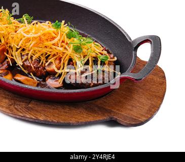 steak avec champignons et chips d'oignon Banque D'Images