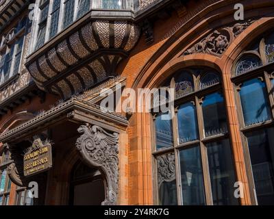 Royal Museum (The Beaney), House of Art and Knowledge, Art Gallery, Canterbury, Kent, Angleterre, UK, GB. Banque D'Images