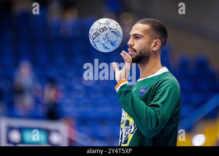 Lemgo, Deutschland. 19 septembre 2024. Philipp Ahouansou (HSG Wetzlar, #19) GER, TBV Lemgo Lippe v. HSG Wetzlar, Handball, 1. Bundesliga, 3. Spieltag, Spielzeit 2024/2025, 19.09.2024 Foto : Eibner-Pressefoto/Jan Rollinger crédit : dpa/Alamy Live News Banque D'Images