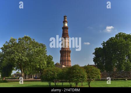 Qutub Minar, un site du patrimoine mondial de l'UNESCO à New Delhi, Inde, Asie Banque D'Images