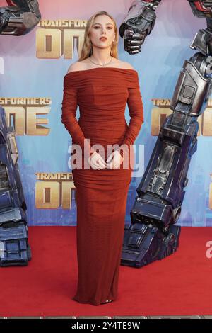 Scarlett Johansson assiste à la première européenne de Transformers One, au Cineworld Leicester Square, dans le centre de Londres. Date de la photo : jeudi 19 septembre 2024. Banque D'Images