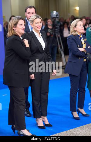 Yolanda Diaz, vice-présidente, Teresa Ribera, vice-présidente et ministre de l'environnement assiste au concert de clôture de la présidence espagnole du Conseil de l'Union européenne à l'Auditorium national le 21 décembre 2023 à Madrid, Espagne. Banque D'Images