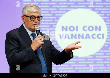 Viterbo, Italie. 19 septembre 2024. Umberto Fusco durante l'evento Organizzato dall'associazione &#x201c;Noi con Vannacci&#x201d ; a Viterbo, Gioved&#xec;, 19 Settembre 2024 (Foto Roberto Monaldo/LaPresse) Umberto Fusco lors de l'événement organisé par l'association "Noi Lacon Vannacci" à Viterbo, le jeudi 19 septembre 2024 (photo par Roberto Monaldo/Live presse) Banque D'Images