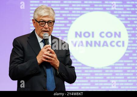 Viterbo, Italie. 19 septembre 2024. Umberto Fusco durante l'evento Organizzato dall'associazione &#x201c;Noi con Vannacci&#x201d ; a Viterbo, Gioved&#xec;, 19 Settembre 2024 (Foto Roberto Monaldo/LaPresse) Umberto Fusco lors de l'événement organisé par l'association "Noi Lacon Vannacci" à Viterbo, le jeudi 19 septembre 2024 (photo par Roberto Monaldo/Live presse) Banque D'Images