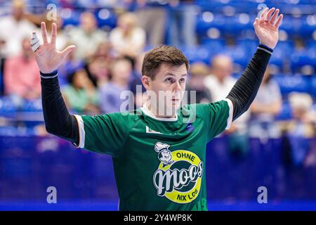 Lemgo, Deutschland. 19 septembre 2024. Anadin Suljakovic (HSG Wetzlar, #12) GER, TBV Lemgo Lippe v. HSG Wetzlar, Handball, 1. Bundesliga, 3. Spieltag, Spielzeit 2024/2025, 19.09.2024 Foto : Eibner-Pressefoto/Jan Rollinger crédit : dpa/Alamy Live News Banque D'Images