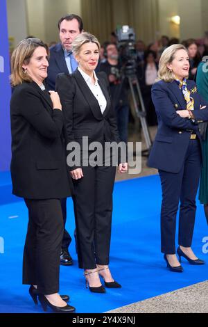 Yolanda Diaz, vice-présidente, Teresa Ribera, vice-présidente et ministre de l'environnement assiste au concert de clôture de la présidence espagnole du Conseil de l'Union européenne à l'Auditorium national le 21 décembre 2023 à Madrid, Espagne. Banque D'Images