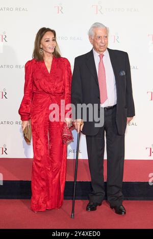 Isabel Preysler, Mario Vargas Llosa assiste à l'inauguration de la saison 2022/2023 au Théâtre Royal le 24 octobre 2022 à Madrid, Espagne. Banque D'Images