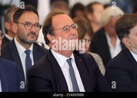 Marseille, France. 19 septembre 2024. L'ancien président de la République française François Hollande a vu lors de son voyage à Marseille. L’ancien président français François Hollande s’est rendu à Marseille pour signer un accord entre sa fondation et la ville de Marseille. Crédit : SOPA images Limited/Alamy Live News Banque D'Images