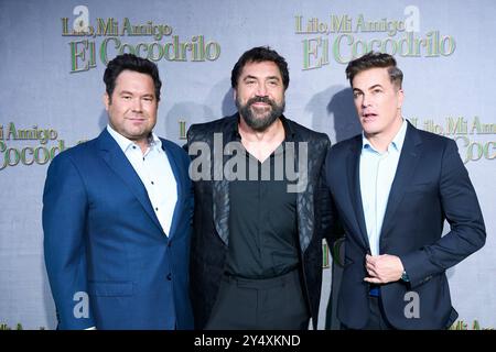 Javier Bardem, Josh Gordon, Will Speck assistent à la première de 'Lyle, Lyle, Crocodile' au Cinéma Callao le 6 octobre 2022 à Madrid, en Espagne. Banque D'Images