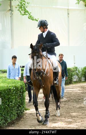 Cayetano Martinez de Irujo, Barbara Miran, Luis Martinez de Irujo participent au Longines Global Champions Tour 2022. Madrid. Jour 3 au Club de Campo Villa de Madrid le 15 mai 2022 à Madrid, Espagne. Banque D'Images