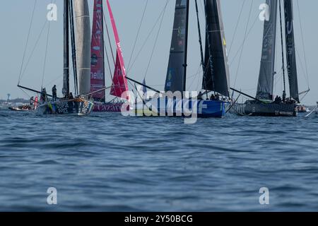 Charlie Dalin Macif lors du départ de la course de 48 heures le défi Azimut, au large de Lorient, Ouest de la France, le 15 septembre 2024 Banque D'Images