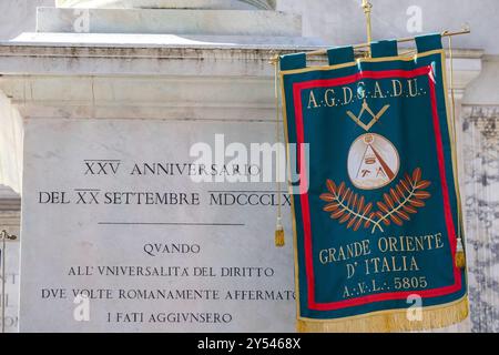 Cerimonia dell' ubbidienza massonica del Grande Oriente d'Italia Goi, la più antica e numerosa istituzione massonica regolare italiana, in occasione dell'anniversario dell' Breccia di Porta Pia del 20 settembre 1870 che pose termine allo Stato Pontificio. Roma, Venerdì 20 Settembre 2024 (foto Mauro Scrobogna /LaPresse) cérémonie de l'obéissance maçonnique du Grand Orient d'Italie GOI, la plus ancienne et la plus grande institution maçonnique régulière italienne, à l'occasion de l'anniversaire de la brèche de Porta Pia le 20 septembre 1870 qui a mis fin à l'État pontifical. Rome, vendredi 20 septembre 202 Banque D'Images