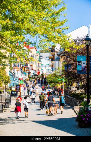 Mont Tremblant, Canada - 15 septembre 2024 : paysage urbain du centre-ville de Mont Tremblant au Québec Banque D'Images