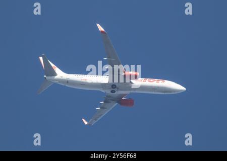 Chiangmai, Thaïlande - décembre 26 2023 : HS-LUP Boeing 737-800 de la compagnie aérienne thaïlandaise lionair. Décollez de l'aéroport de Chiangmai à Bangkok. Banque D'Images