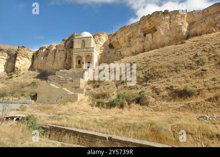 Le mausolée Diri Baba - du cheikh Diri Baba, situé à Qobustan du rayon de Gobustan en Azerbaïdjan Banque D'Images