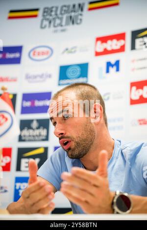 Wetzikon, Suisse. 20 septembre 2024. Le belge Victor Campenaerts parle lors d'une conférence de presse de l'équipe belge en prévision de la course contre la montre de dimanche aux Championnats du monde UCI route et para-cyclisme route 2024, vendredi 20 septembre 2024, à Wetzikon, Suisse. Les mondiaux se déroulent du 21 au 29 septembre à Zurich, en Suisse. BELGA PHOTO JASPER JACOBS crédit : Belga News Agency/Alamy Live News Banque D'Images