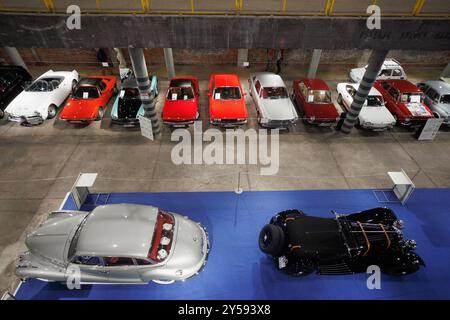 Zagreb, Croatie. 03 juillet 2024. Les voitures anciennes sont exposées au salon Oldtimer Cars au hall Exportdrvo à Rijeka, Croatie, le 20 septembre 2024, 2024. Photo : Nel Pavletic/PIXSELL crédit : Pixsell/Alamy Live News Banque D'Images