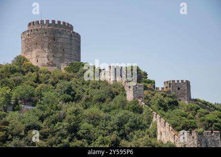 Rumelihisarı forteresse sur le Bosphore à Istanbul Turquie Banque D'Images