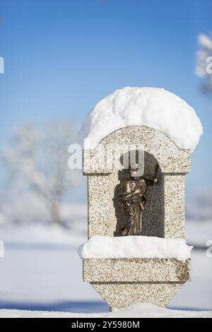 Figurine St Coloman à Schwangau près de Neuschwanstein, Alpes allemandes Banque D'Images