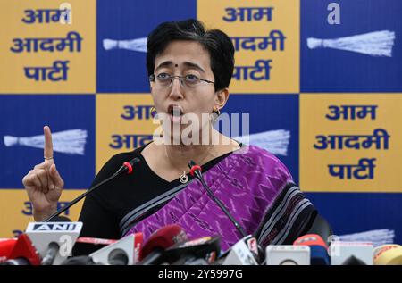 New Delhi, Inde. 20 septembre 2024. NEW DELHI, INDE - 20 SEPTEMBRE : le ministre du Cabinet de Delhi et désigné M. Atishi de Delhi s'adressant à une conférence de presse au Pt. Ravi Shankar Shukla Lane le 20 septembre 2024 à New Delhi, Inde. (Photo de Sonu Mehta/Hindustan Times/Sipa USA ) crédit : Sipa USA/Alamy Live News Banque D'Images