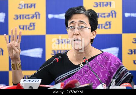 New Delhi, Inde. 20 septembre 2024. NEW DELHI, INDE - 20 SEPTEMBRE : le ministre du Cabinet de Delhi et désigné M. Atishi de Delhi s'adressant à une conférence de presse au Pt. Ravi Shankar Shukla Lane le 20 septembre 2024 à New Delhi, Inde. (Photo de Sonu Mehta/Hindustan Times/Sipa USA ) crédit : Sipa USA/Alamy Live News Banque D'Images