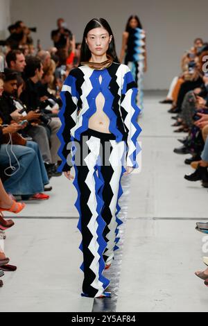 Milan, Italien. 20 septembre 2024. MISSONI Spring/Summer 2025 Runway pendant la Fashion week de Milan le 2024 septembre - Milan, Italie 20/09/ Credit : dpa/Alamy Live News Banque D'Images