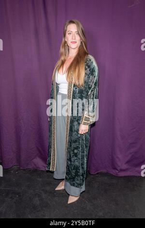 Burbank, États-Unis. 20 septembre 2024. L'actrice Isabel Kret assiste à la première de 'A Fundamental Right to Choice' au Taylor Acting Studio, Burbank, CA, 20 septembre 2024 crédit : Eugene Powers/Alamy Live News Banque D'Images