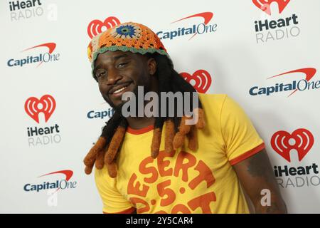 Las Vegas, États-Unis. 20 septembre 2024. Shaboozey arrive pour le iHeartRadio Music Festival au T-Mobile Arena de Las Vegas, Nevada, le vendredi 20 septembre 2024. Photo de James Atoa/UPI crédit : UPI/Alamy Live News Banque D'Images