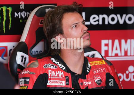 San Martino Del Lago, Italie. 21 septembre 2024. Portrait de Nicolo Bulega d'Italie de l'équipe Ducati Aruba.it, pilote Ducati Panigale V4R lors du Championnat du monde FIM Motul Superbike - course 1 de l'Acerbis Italian Round au circuit de Cremona à San Martino del Lago le 21 septembre 2024, Cremona, Italie. Crédit : Roberto Tommasini/Alamy Live News Banque D'Images