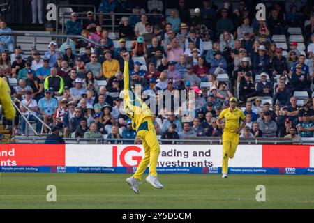 Australie Jake Fraser-McGurk attrape Angleterre Smith - Angleterre vs Australie - Metro Bank One Day International Series - Headingley - 21/09/24 Banque D'Images