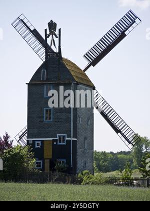 Moulin à vent Buck à Saalow, Brandebourg, Allemagne, Europe Banque D'Images