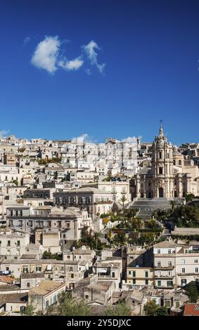 Vue de modica maisons de ville traditionnelles en sicile italie Banque D'Images