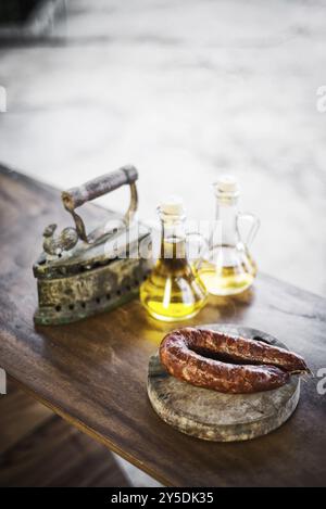 Chorizo chourico espagnol portugais rustique saucisse de porc fumé traditionnelle Banque D'Images