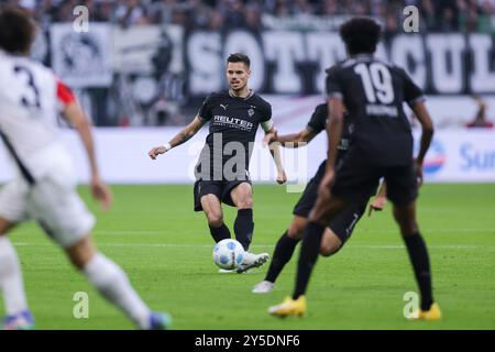 Francfort, Deutschland. 21 septembre 2024. 21.09.2024, Fussball, saison 2024/2025, 1. Bundesliga, 4. Spieltag, Eintracht Frankfurt - Borussia Mönchengladbach, Julian Weigl (Borussia Mönchengladbach), Foto : Dennis Ewert/RHR-FOTO/dpa/Alamy Live News Banque D'Images