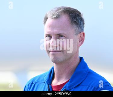 L'astronaute de la NASA Nick Hague arrive au Kennedy Space Center, en Floride, le samedi 21 septembre 2024. Hague volera à bord d'un vaisseau spatial SpaceX Dragon vers la Station spatiale internationale dans le cadre de la mission Crew 9. Photo de Joe Marino/UPI crédit : UPI/Alamy Live News Banque D'Images