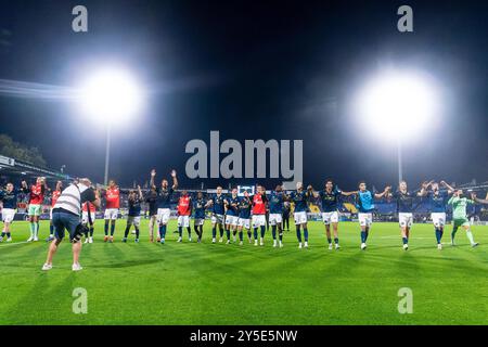 WAALWIJK, PAYS-BAS - 21 SEPTEMBRE : Nick Olij de Sparta Rotterdam, Boyd Reith de Sparta Rotterdam, Teo Leon Quintero de Sparta Rotterdam, Mike Eerdhuijzen de Sparta Rotterdam, Djevencio van der Kust de Sparta Rotterdam, Pelle Clément de Sparta Rotterdam, Camiel Neghli de Sparta Rotterdam, Joshua Kitolano de Sparta Rotterdam, Tobias Lauritsen de Rotterdam Mike Kleijn de Sparta Rotterdam, Julian Baas de Sparta Rot Banque D'Images