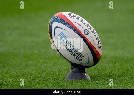 Limerick, Irlande. 21 septembre 2024. Le ballon officiel du United Rugby Championship Round 1 match entre Munster Rugby et Connacht Rugby au Thomond Park à Limerick, Irlande le 21 septembre 2024 (photo par Andrew SURMA/ Credit : Sipa USA/Alamy Live News Banque D'Images