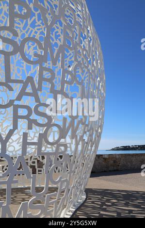 Le nomade Skulptur à Antibes Banque D'Images